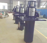 筒袋式凝結水泵