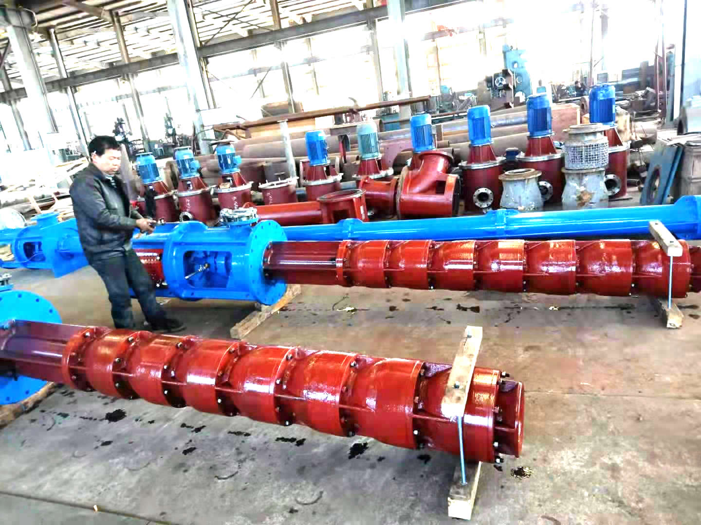 立佳機械能夠自行設計生產LC系列立式長軸泵(液下長軸泵,雙相鋼長軸泵,不銹鋼長軸泵),LB長軸液下泵(雙相鋼液下泵,不銹鋼液下泵)